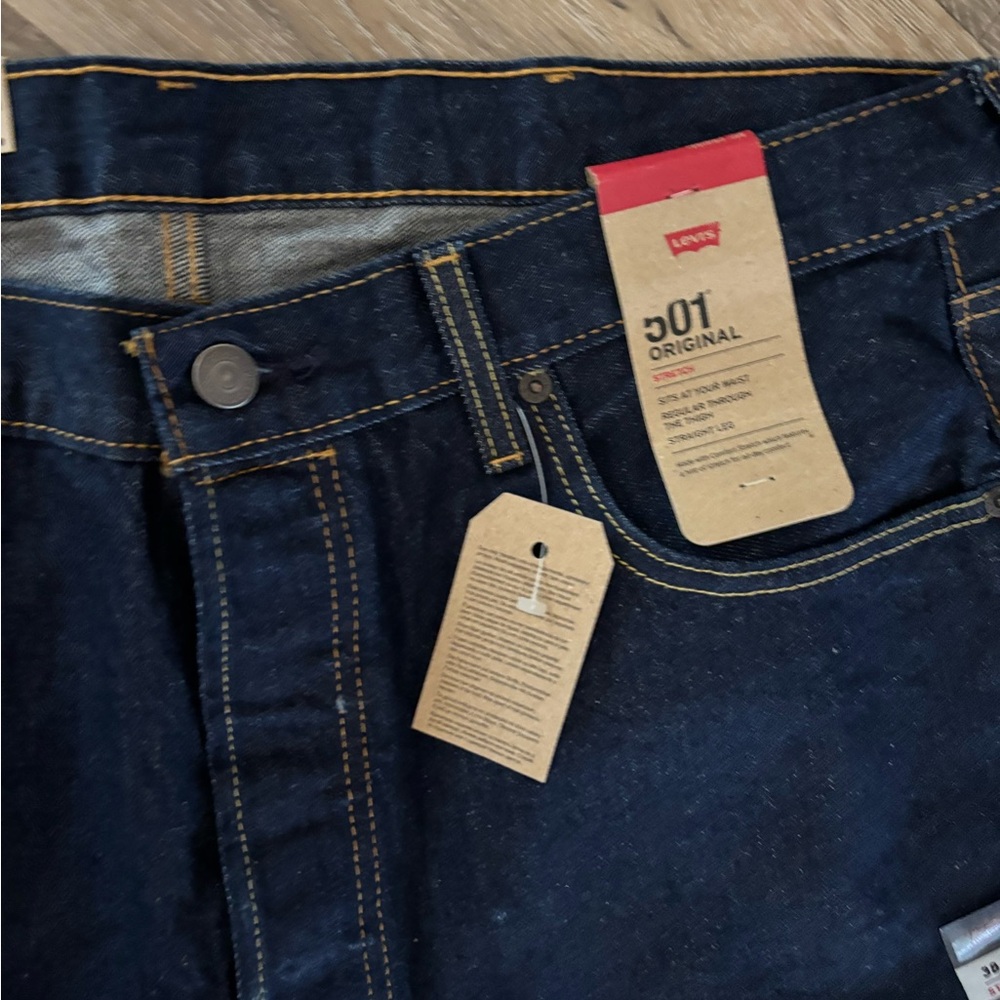 Levi's 501 Original Fit Dark Blue Men’s Jeans Sz 38X29 NWT - Picture 5 of 7